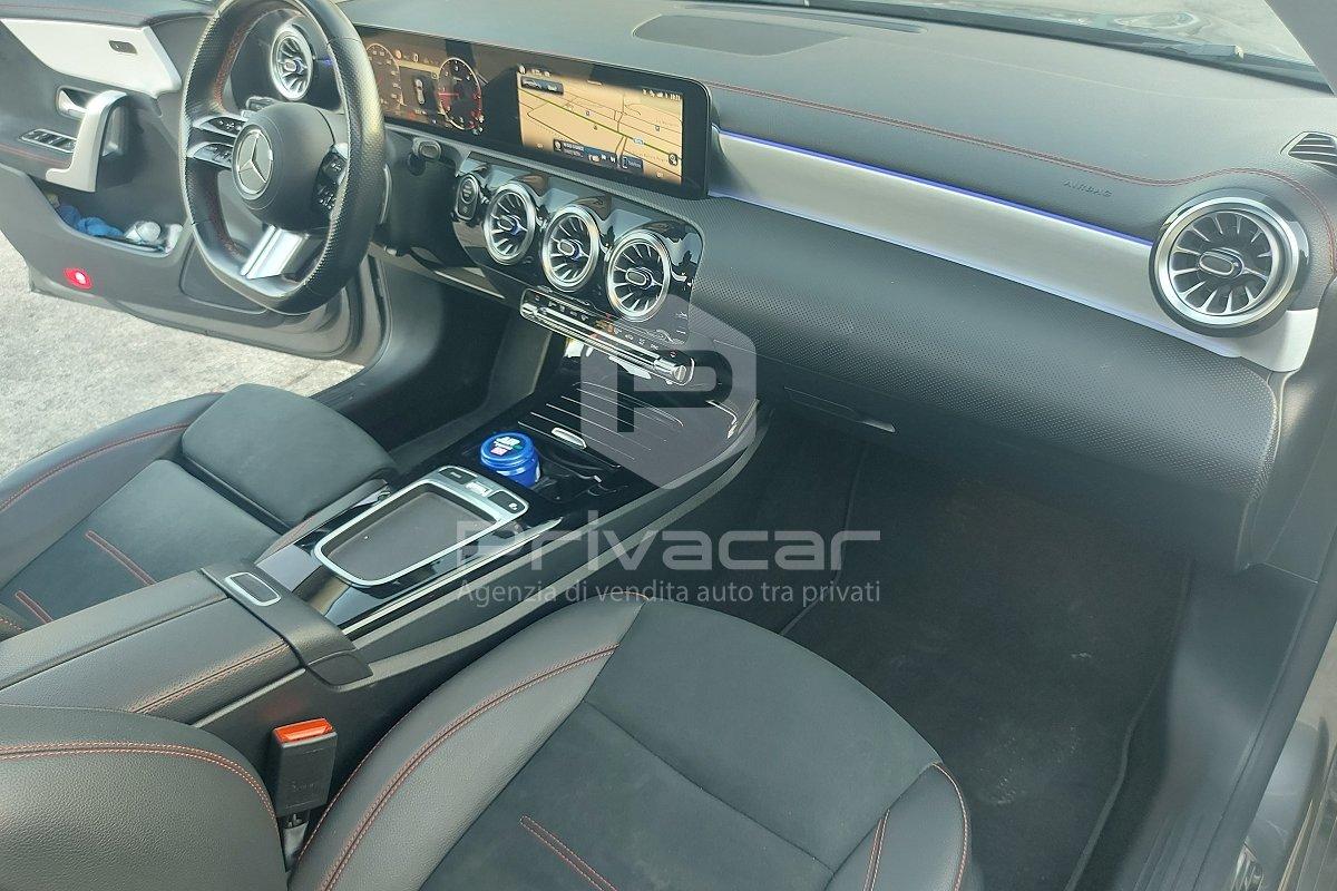 MERCEDES CLA 200 d Automatic Shooting Brake AMG Line Premium
