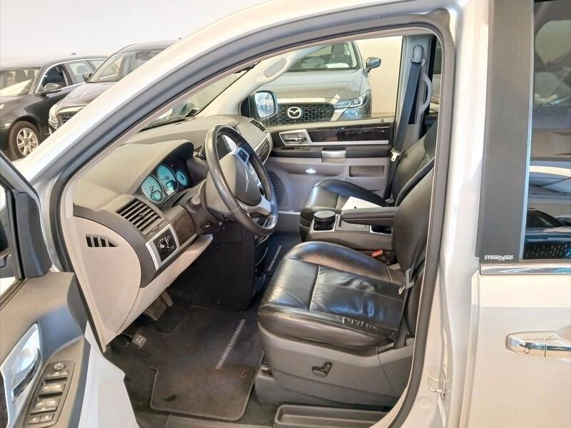 Chrysler Grand Voyager dpf 2.8 crd 163cv 7 Posti limited 02/2011 Euro 4
