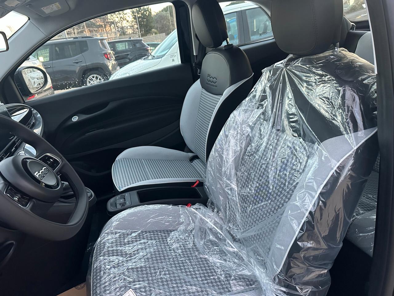 Fiat 500 Berlina Hybrid Torino (NUOVA)