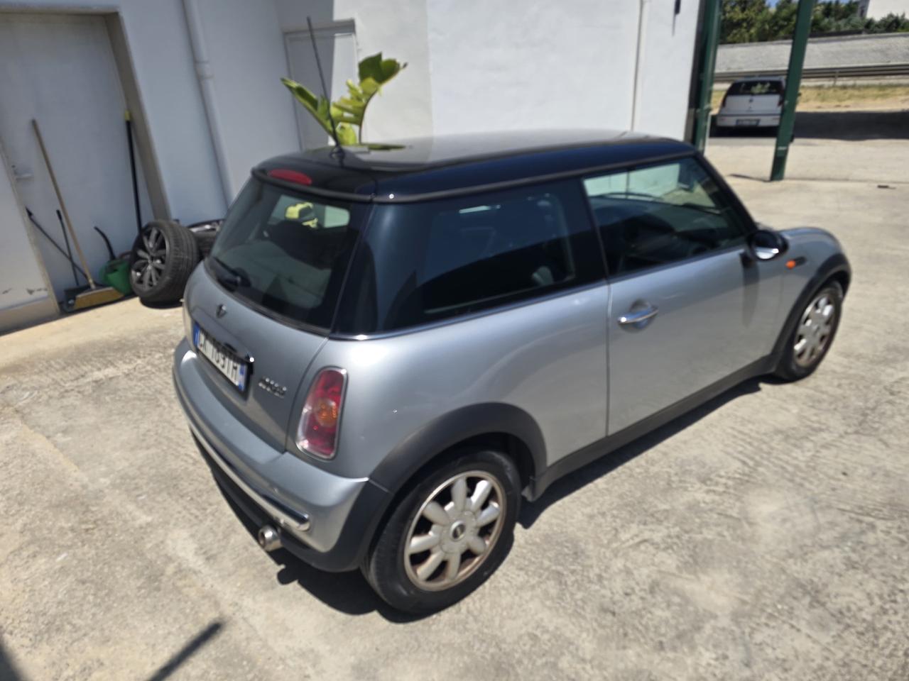 Mini 1.6 16V Cooper R50