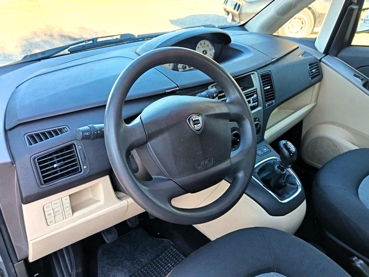 Lancia Musa 1.4 Oro