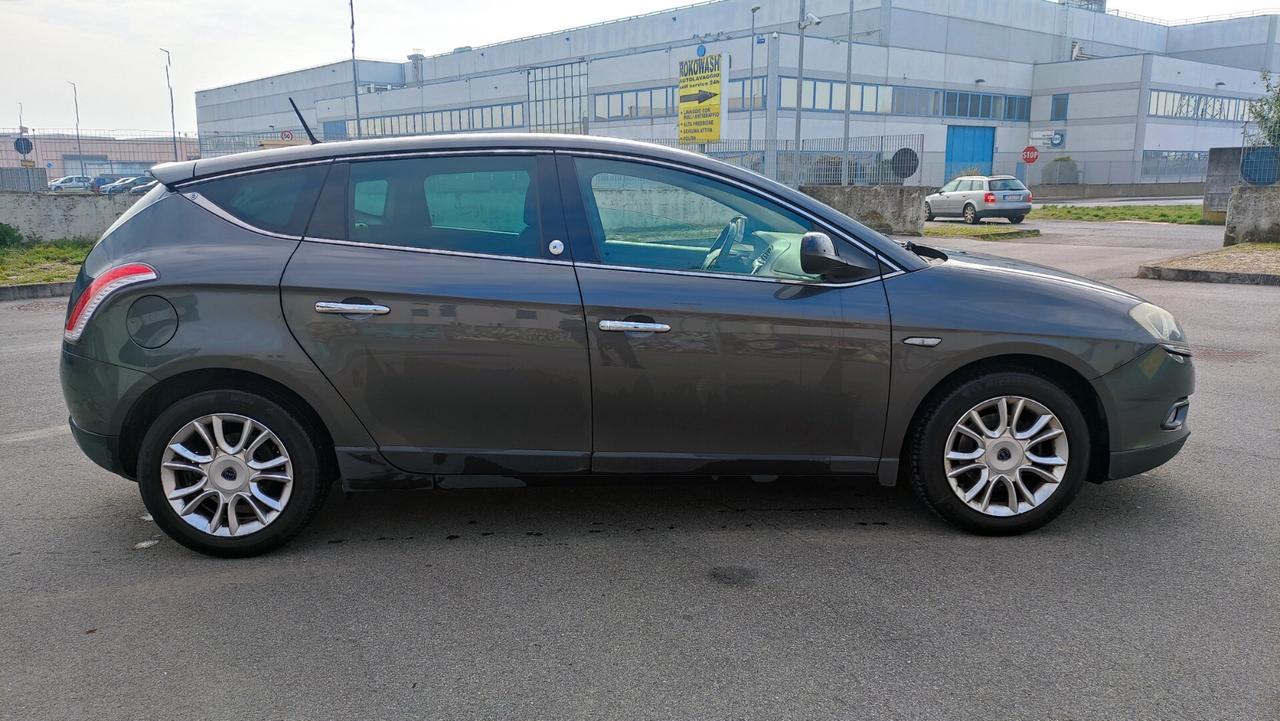 Lancia Delta 1.4 T-Jet Gold Ecochic GPL NEOPATENTATI - 2012