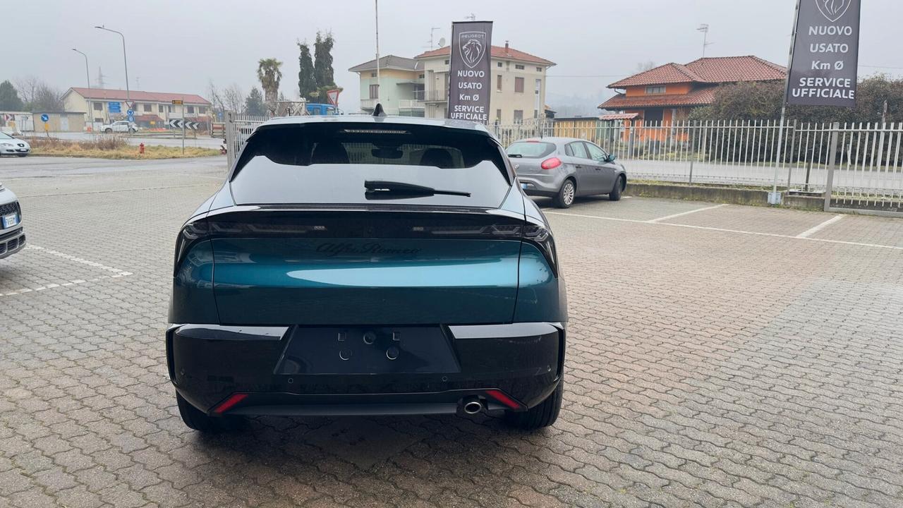 Alfa Romeo Junior 1.2 145 CV Hybrid eDCT6 Ti