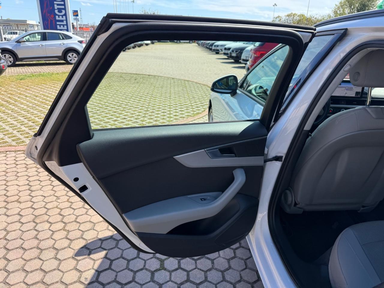 Audi A4 35 TDI/163 CV S tronic Business