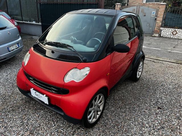 Smart ForTwo 700 coupé passion (45 kW)