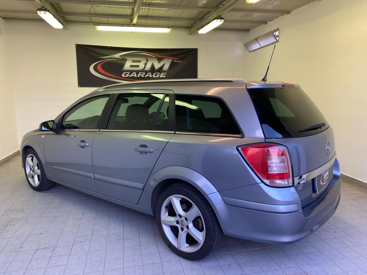 Opel Astra 1.6 16V VVT Station Wagon Cosmo