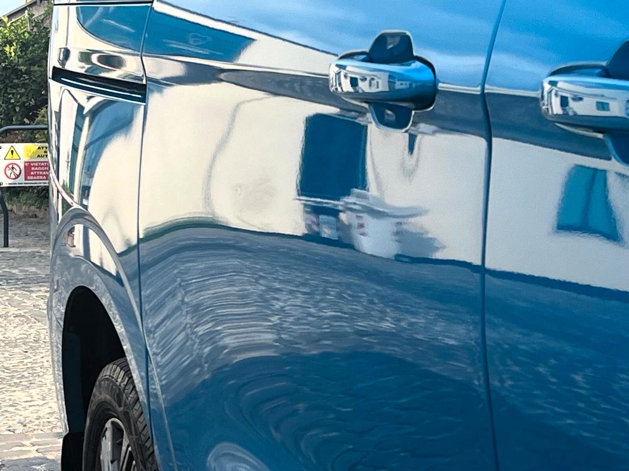 Ford Tourneo Custom Titanium PL 2.0 EcoBlue 170cv 9 POSTI