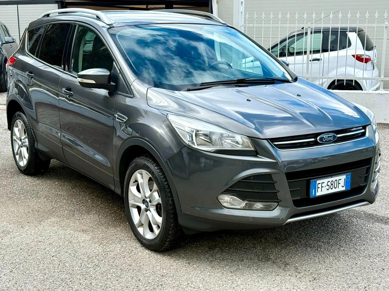 Ford Kuga 2.0 TDCI 150 CV S&S 4WD Titanium