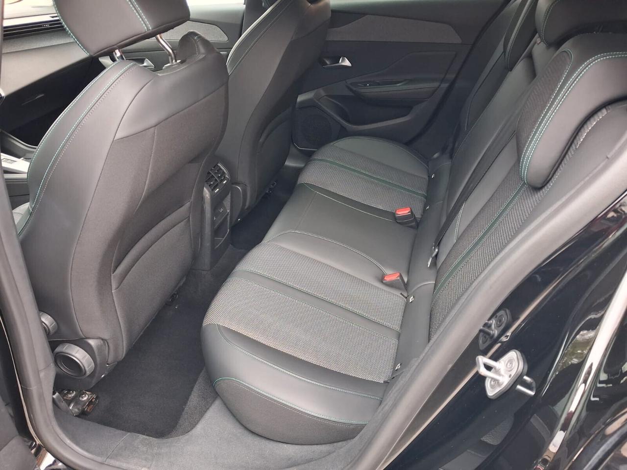 Peugeot 308 BlueHDi 130 S&S EAT8 Allure Pack