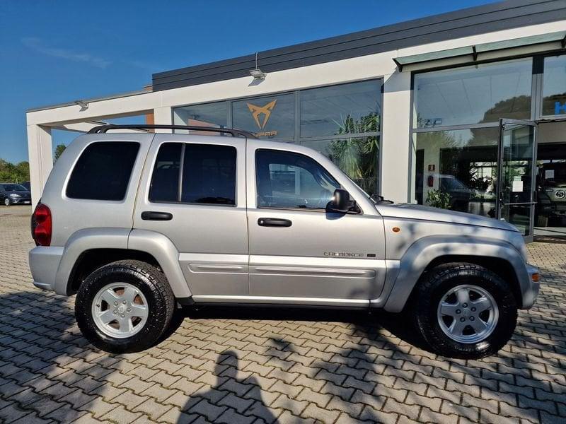 Jeep Cherokee Cherokee 2.5 crd Sport