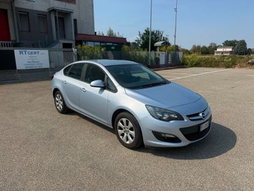 Opel Astra 1.4 Turbo 140CV 4 porte GPL Tech Elective