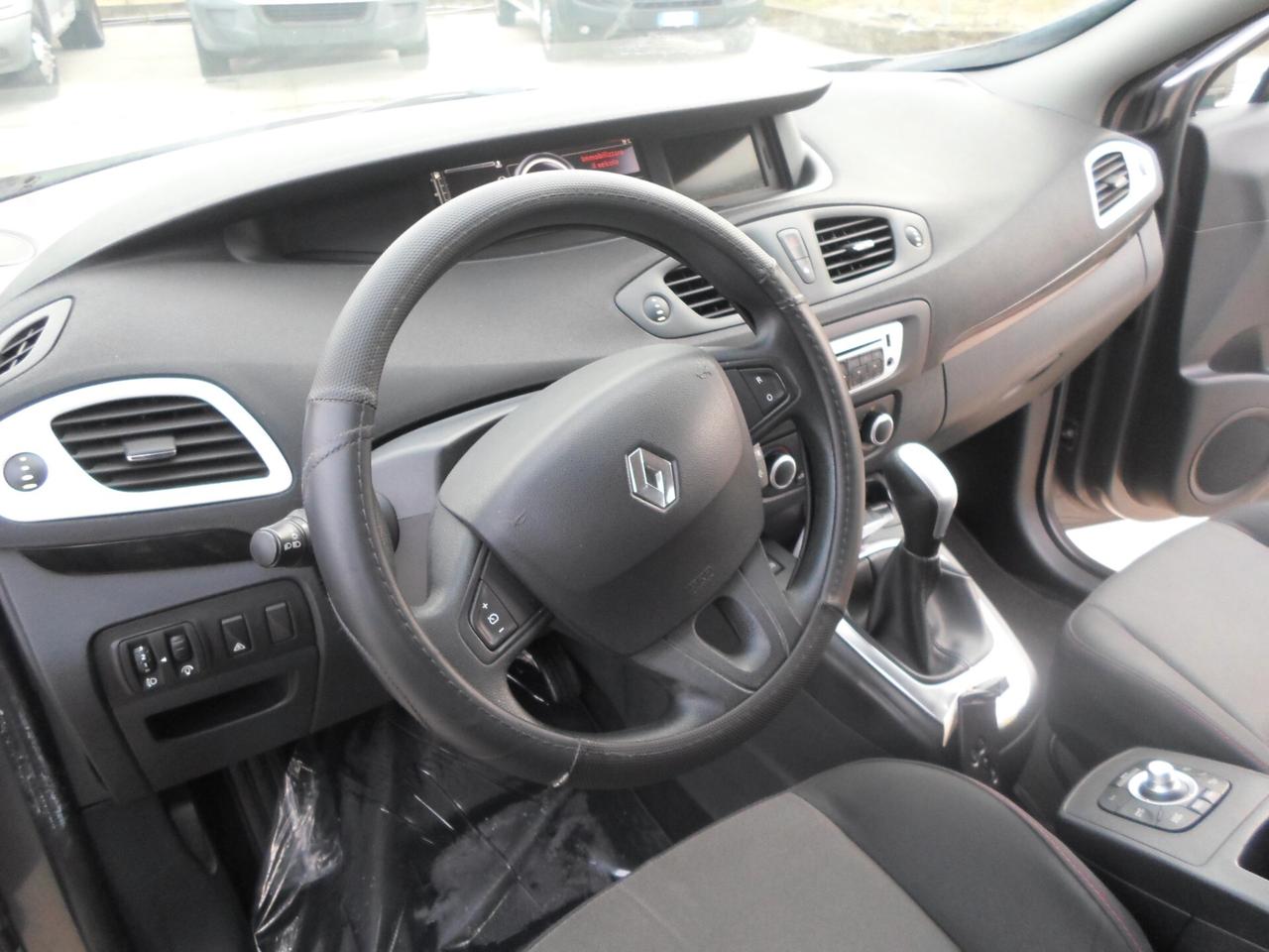 Renault Scenic Scénic XMod 1.5 dCi 110CV EDC Bose