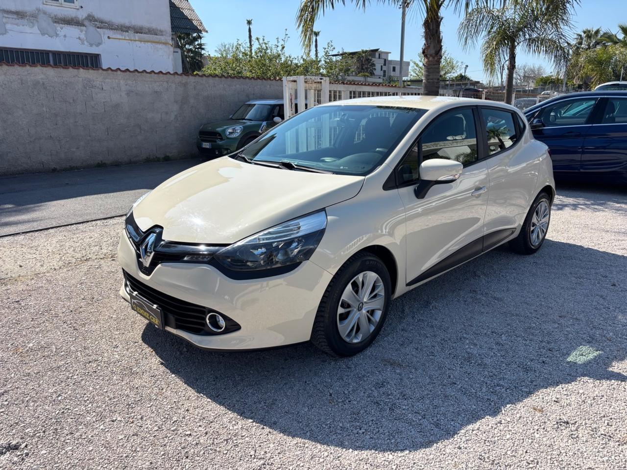 RENAULT CLIO 1.2 75CV INTENS 100.000KM