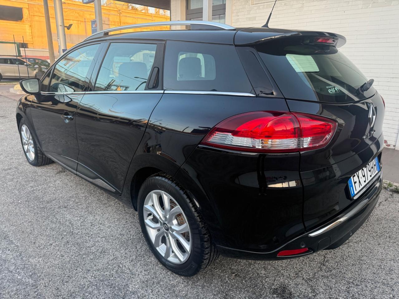 Renault Clio Sporter dCi 8V 75 CV Moschino Zen