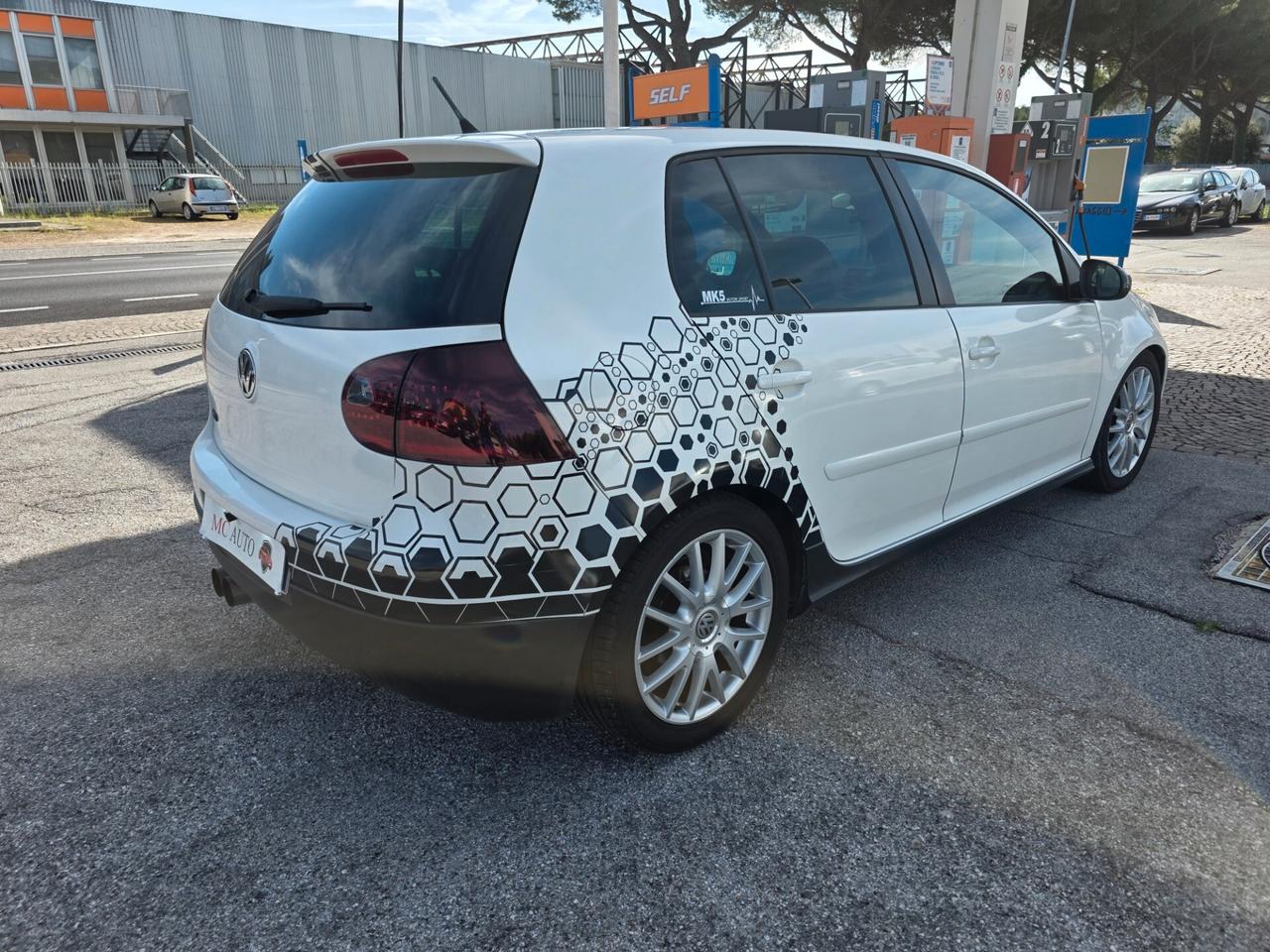 Volkswagen Golf GTD anno 2008 con 313.500 Motore sost