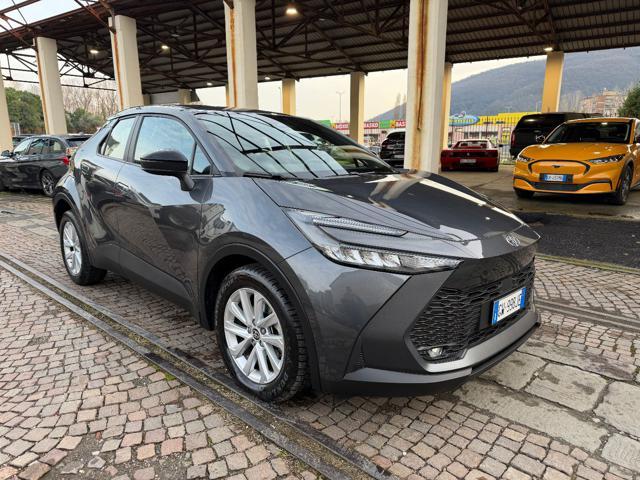 TOYOTA C-HR 1.8 Hybrid E-CVT Active