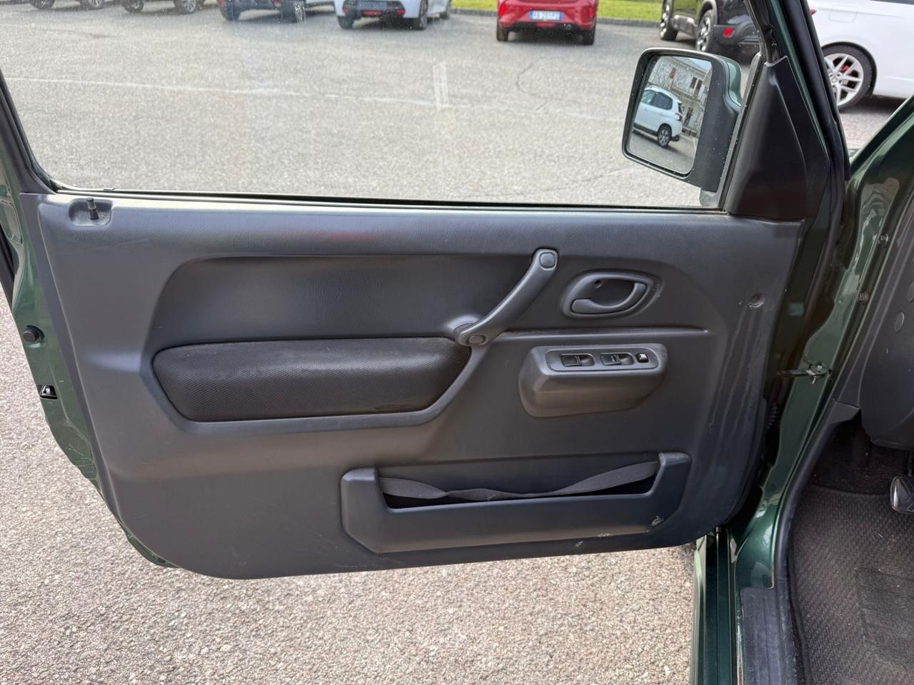 Suzuki Jimny 1.5 DDiS cat 4WD JLX