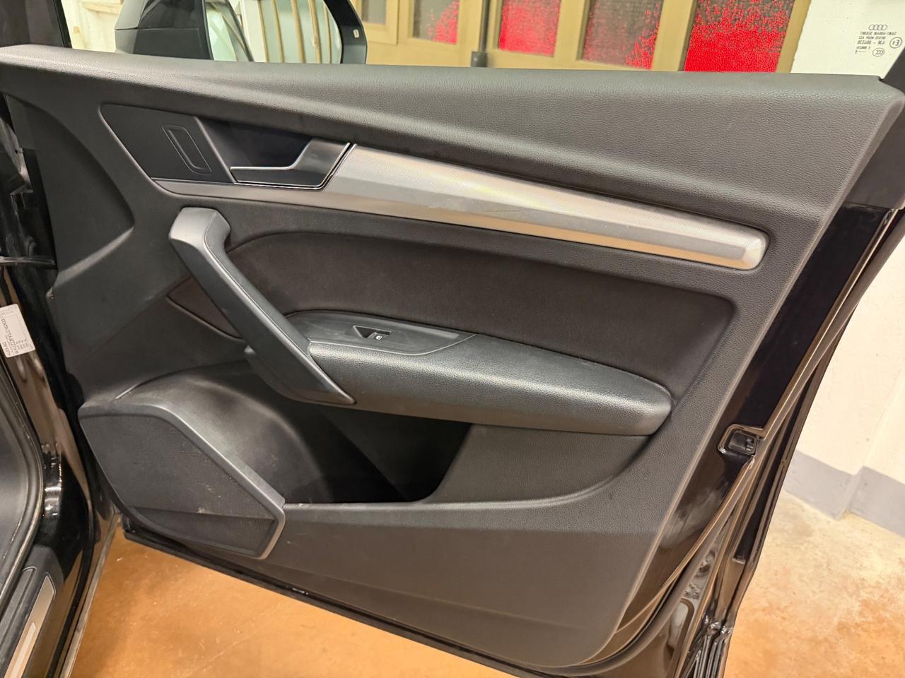 Audi Q5 40 TDI quattro S tronic Business Sport