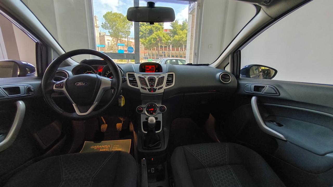 Ford Fiesta 1.4 5 porte Bz.- GPL Titanium