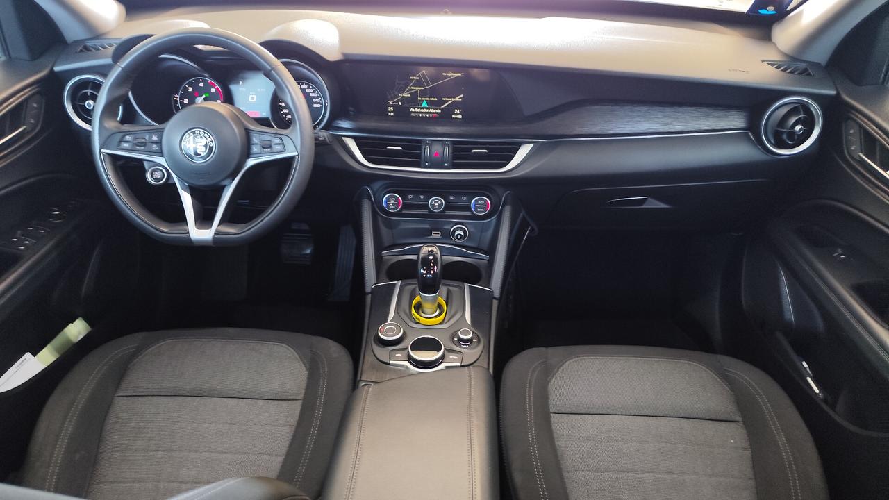 Alfa Romeo Stelvio 2.2 Turbodiesel 190 CV AT8 Q4 Business