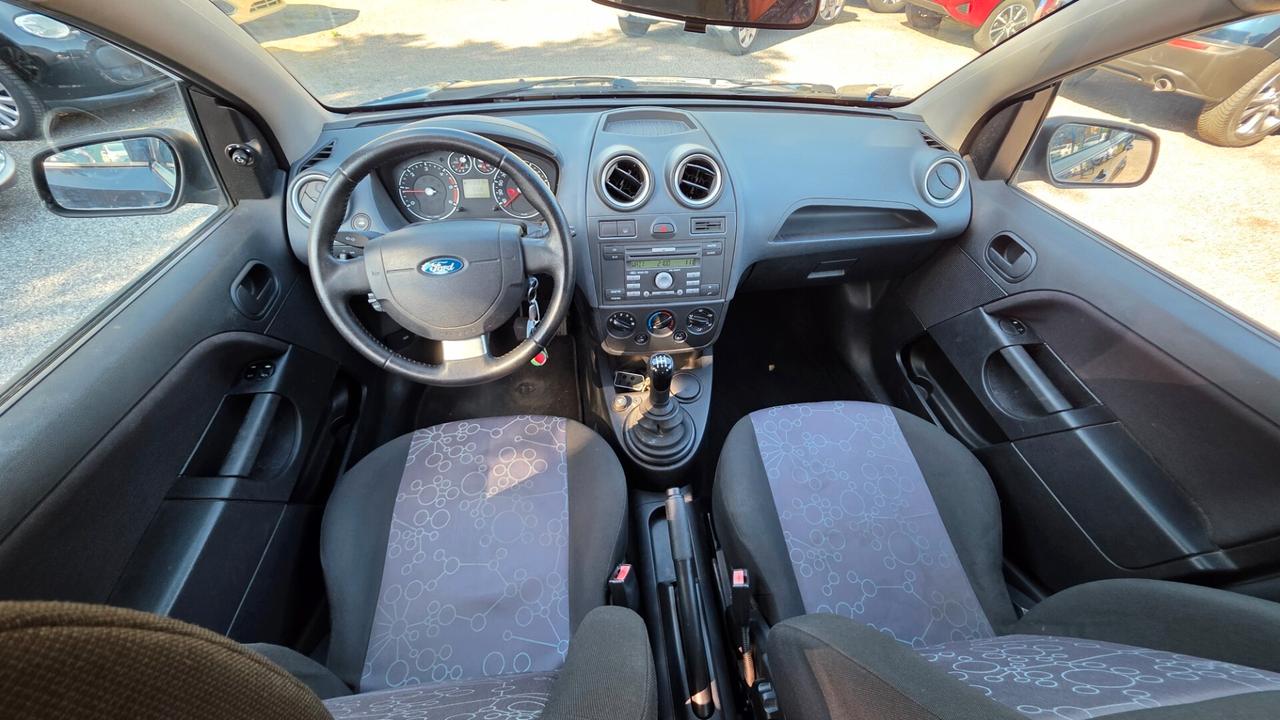 Ford Fiesta 1.4 TDCi 5p. Titanium