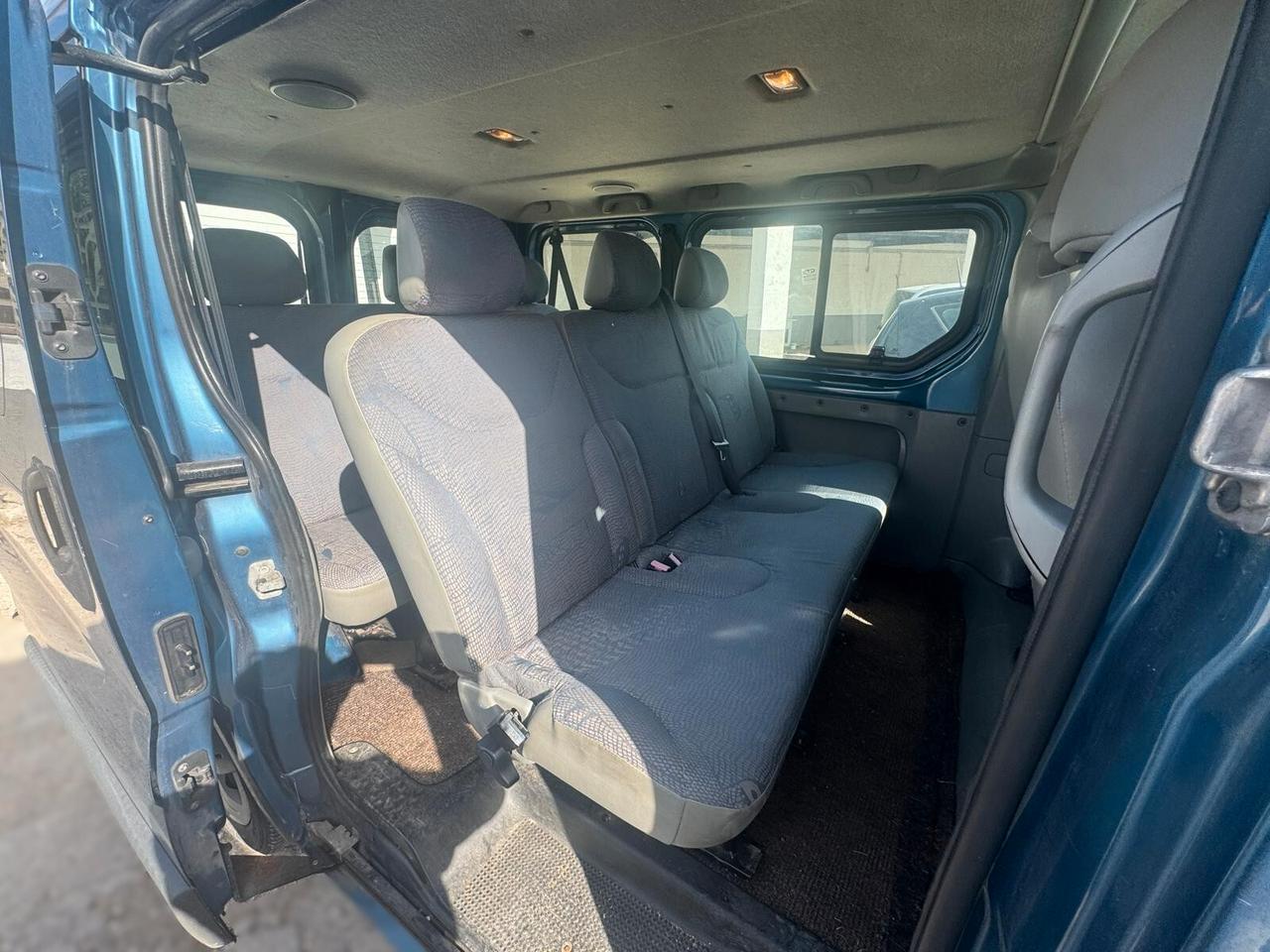 Renault Trafic 100 dCi Pack Clim 9 posti