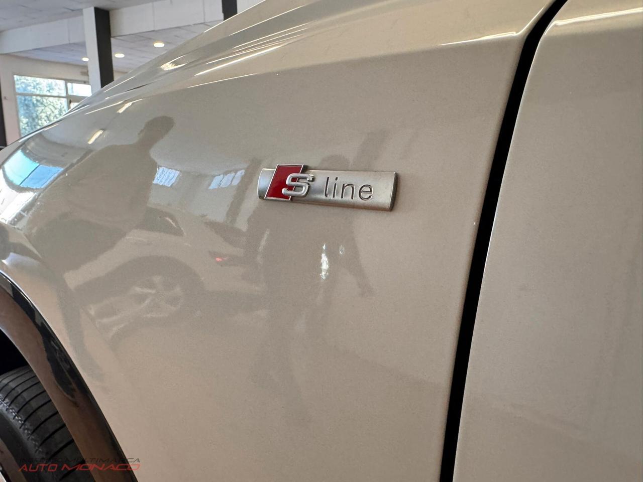 Audi Q3 SPB 40 - 2.0 TDI 190CV S-line 2020