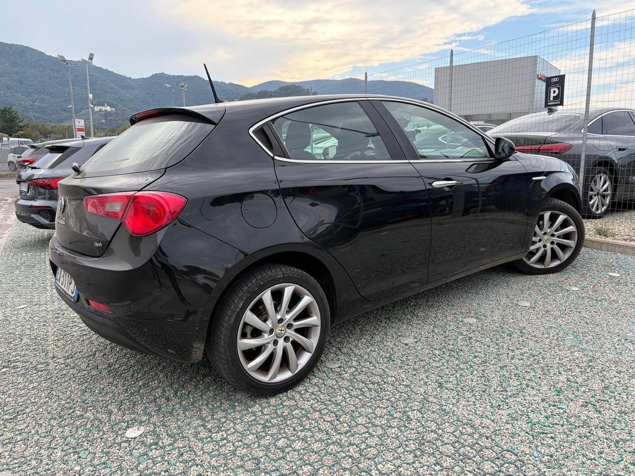 Alfa Romeo Giulietta 1.6 JTDm-2 105 CV Exclusive