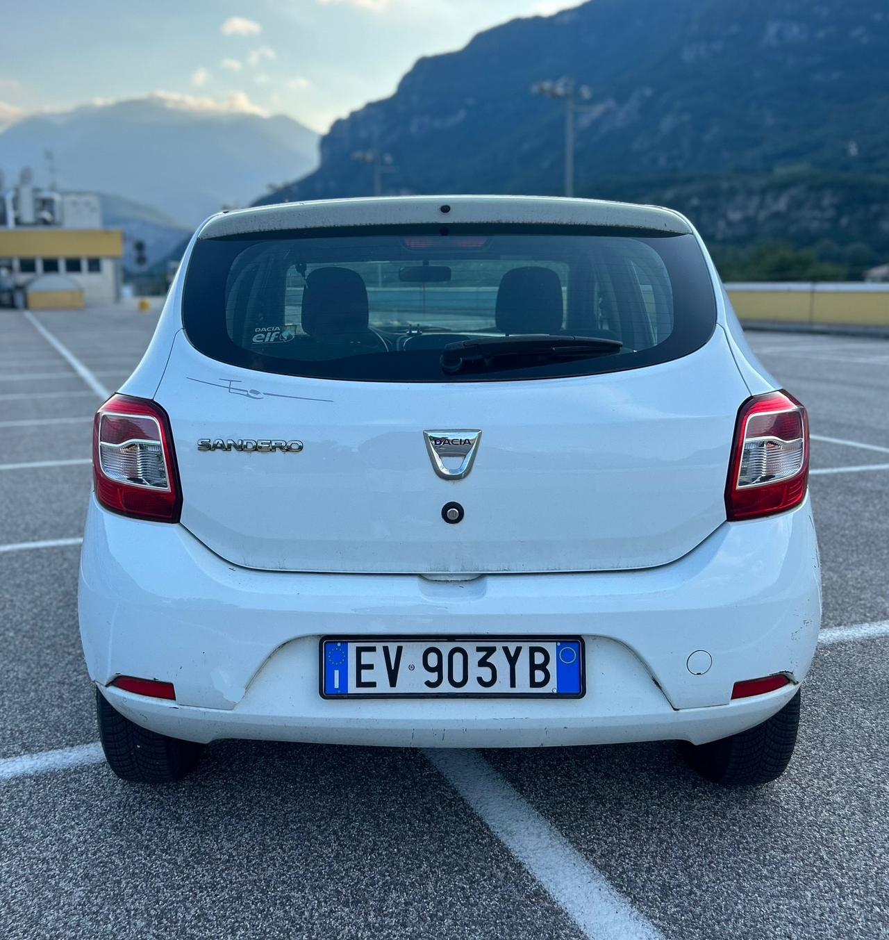 Dacia Sandero 1.2 Neopatentati SOLO 91.000km