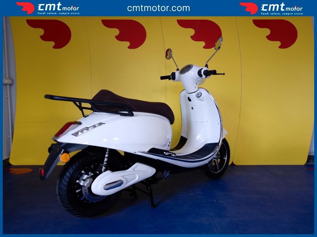 CJR MOTORECO Trinity 5Kw Elettrico - Nuova