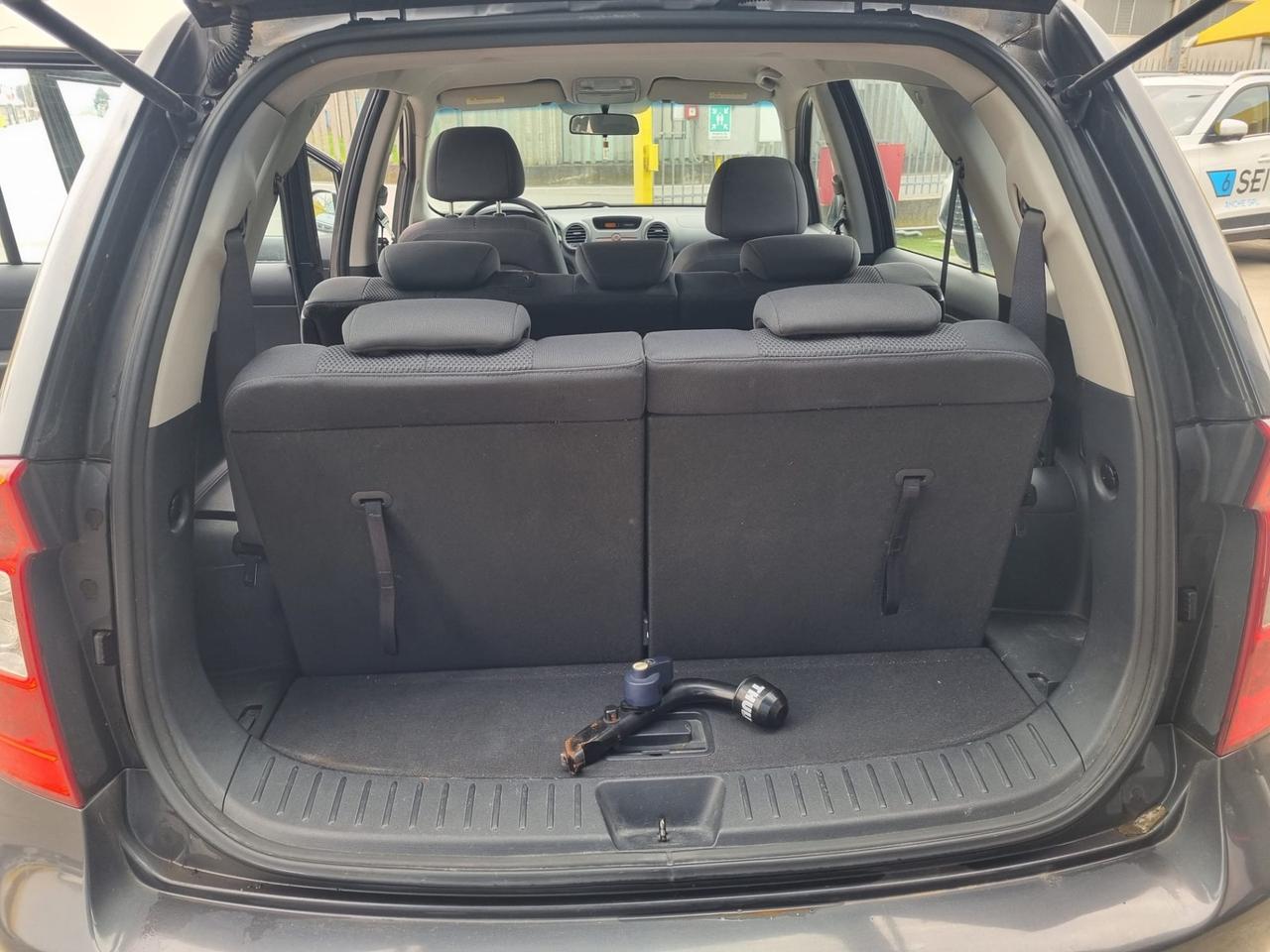 Kia Carens 2.0 16V CRDi VGT EX Class