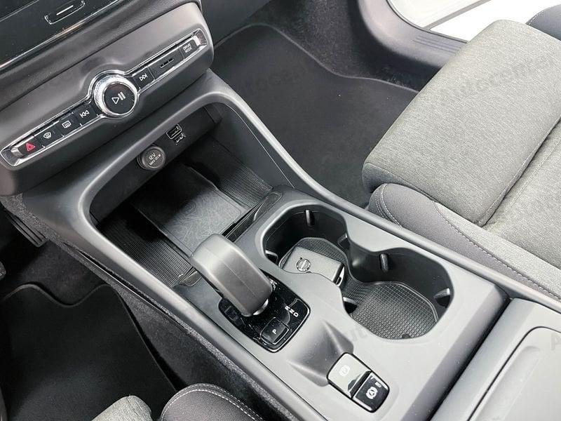 Volvo XC40 T2 automatico Core