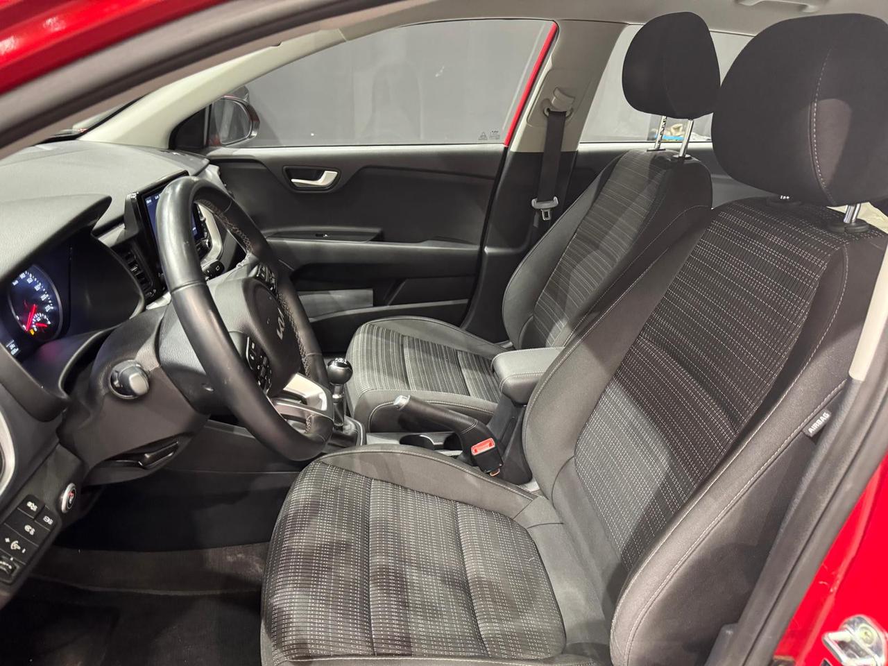 KIA Stonic - Stonic 1.2 Style s/Design Pack ecogpl 82cv