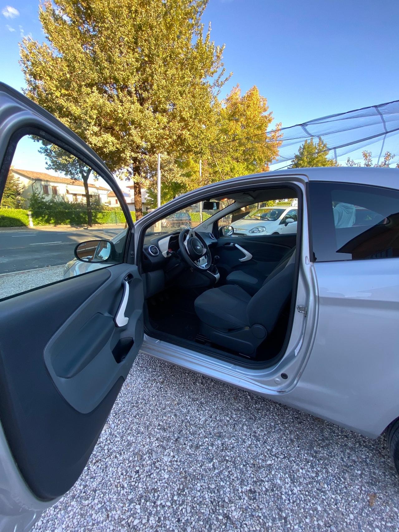 Ford Ka 1.3 TDCi 75CV Titanium