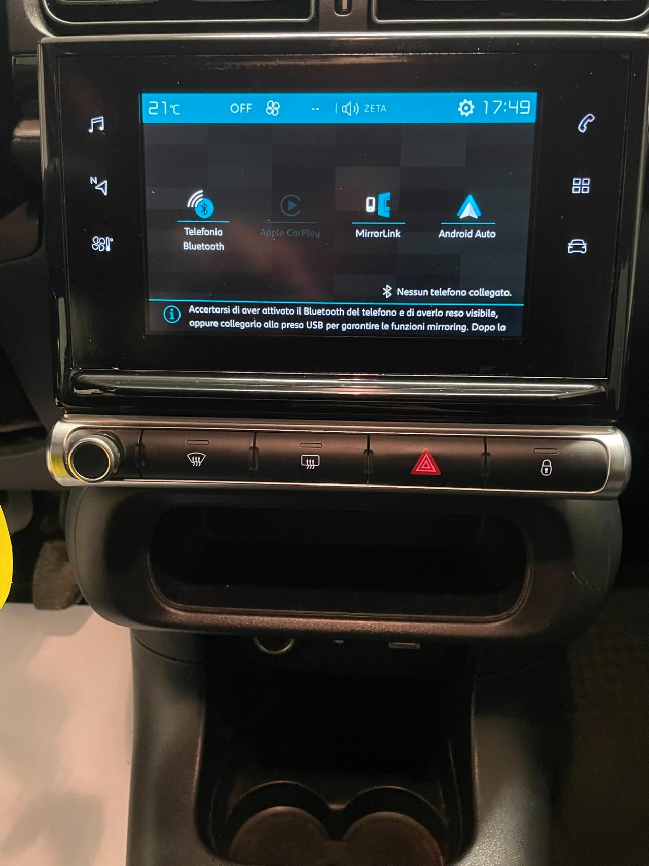 Citroen C31.2 82 CV PureTech Shine Full Cinghia+tagliando Neopatentati