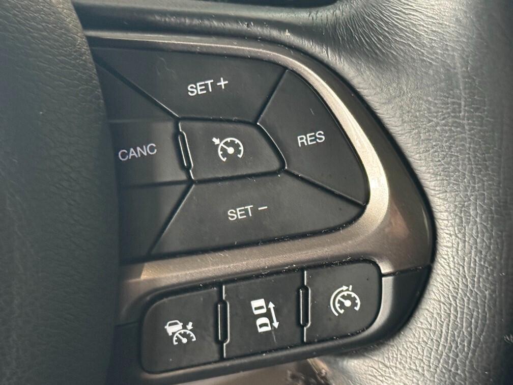 Renegade 1.6 mjt Limited fwd 120cv App conn 17" Neopat