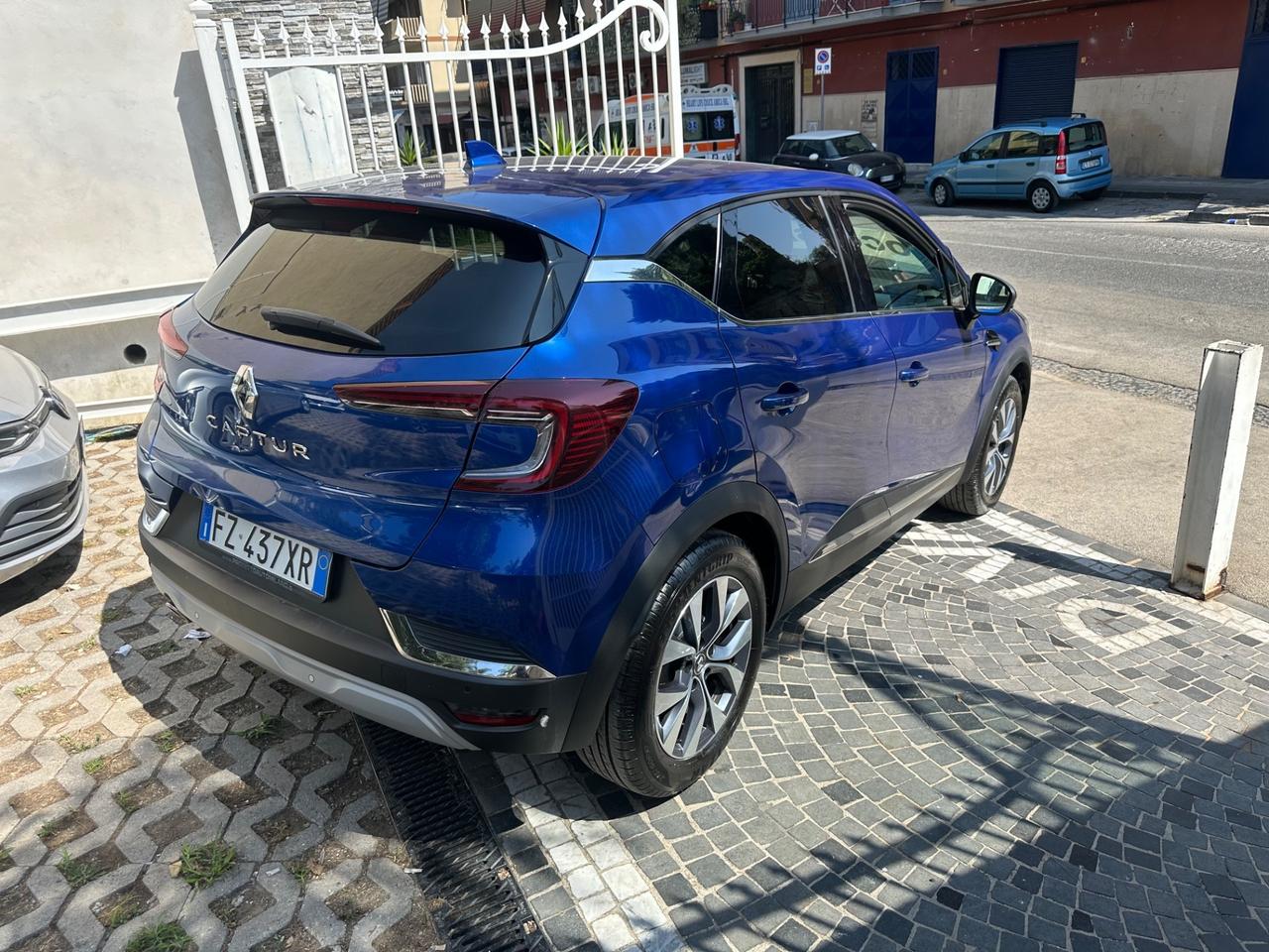 Renault Captur TCe 130 CV Initiale Paris