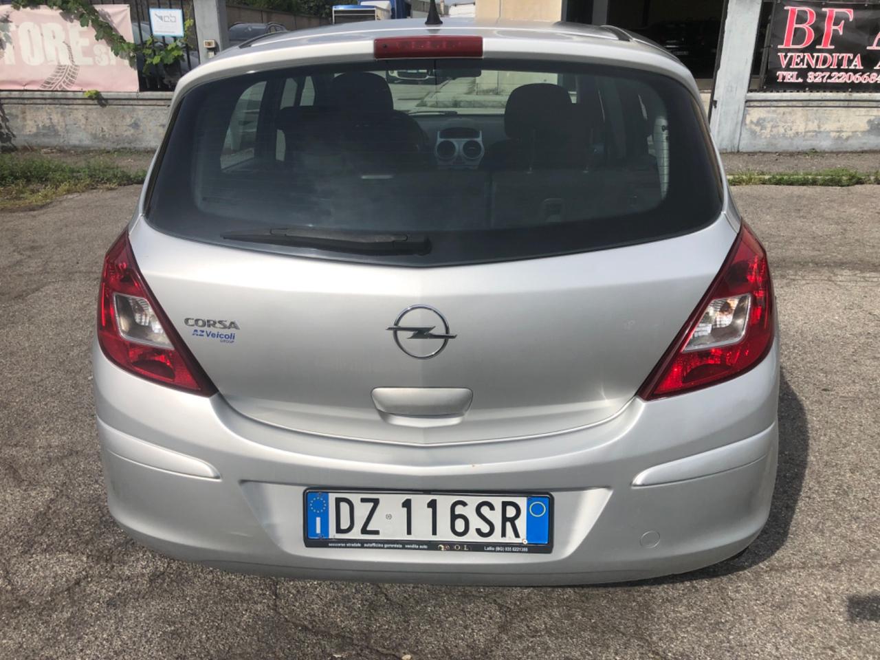 Opel Corsa 1200 GPL 2030 neopatentati