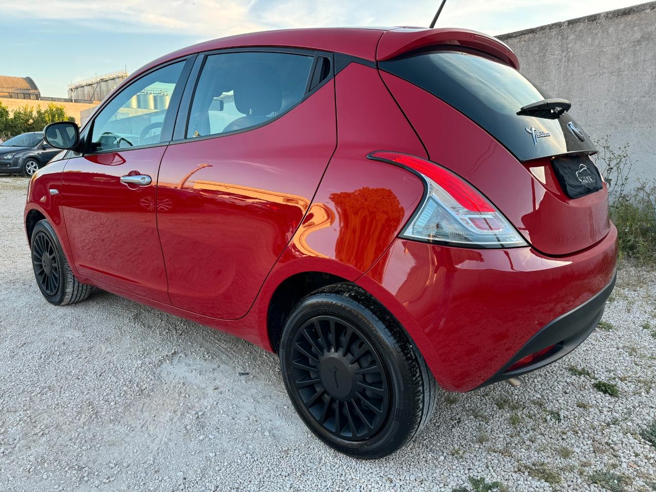 LANCIA YPSILON 1.0 70CV HYBRID GOLD 2022