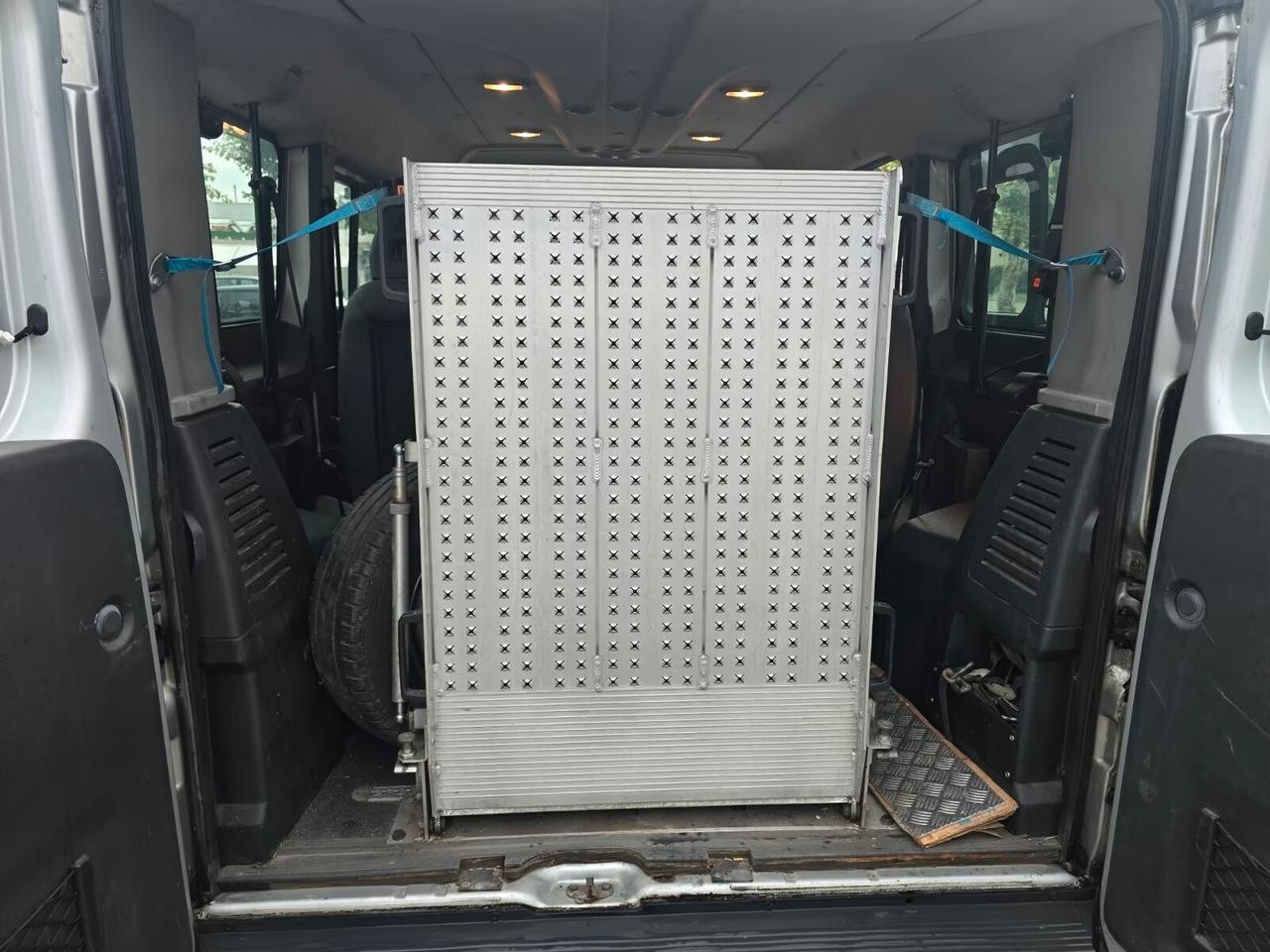 Fiat Ducato combi 2.2 JTD 30 9 posti