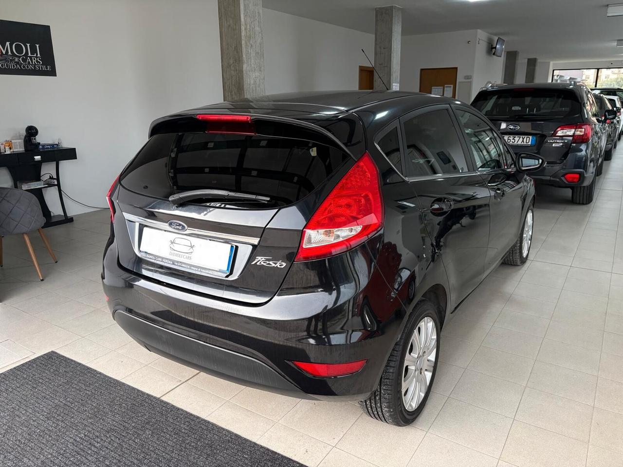 FORD FIESTA TITANIUM 1.4 5P. BENZINA/GPL