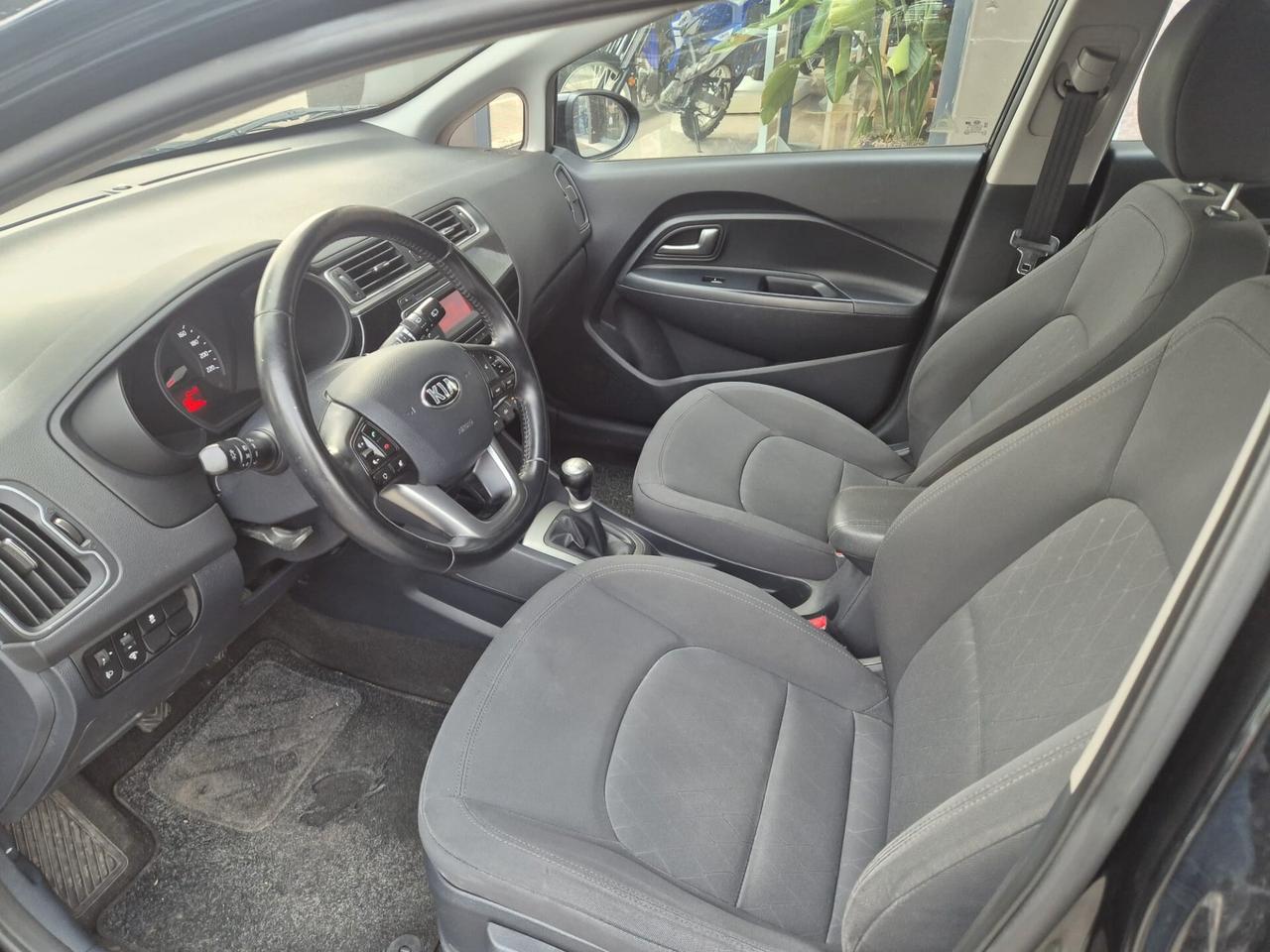 Kia Rio 1.2 CVVT 5p. Active E6B -- Unipropr.!!!
