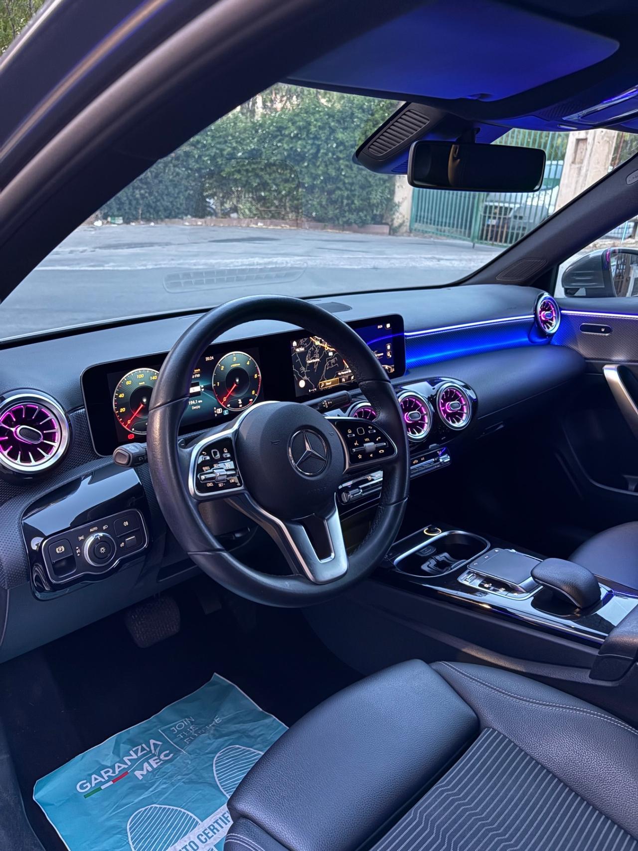 Mercedes classe A 180D Automatic luci ambient