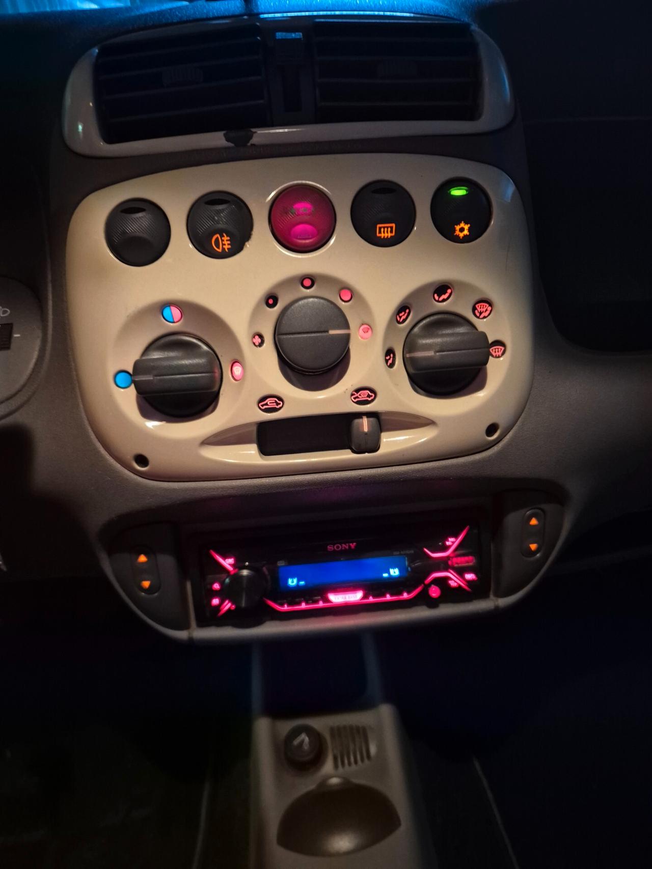 Fiat 600 1.1 benzina euro 4 neo patentati