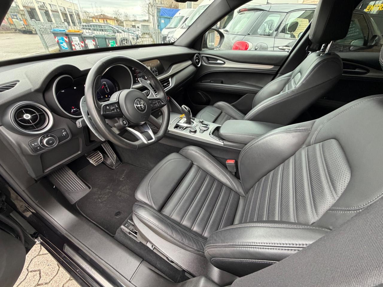 Alfa Romeo Stelvio 2.2 Turbodiesel 210 CV AT8 Q4 Veloce