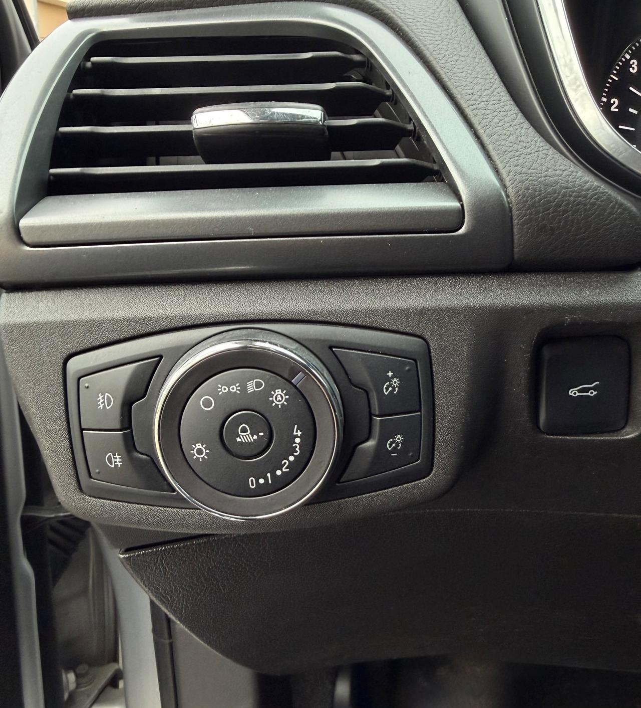 Ford Mondeo 2.0 Tdci 150CV Titanium SW