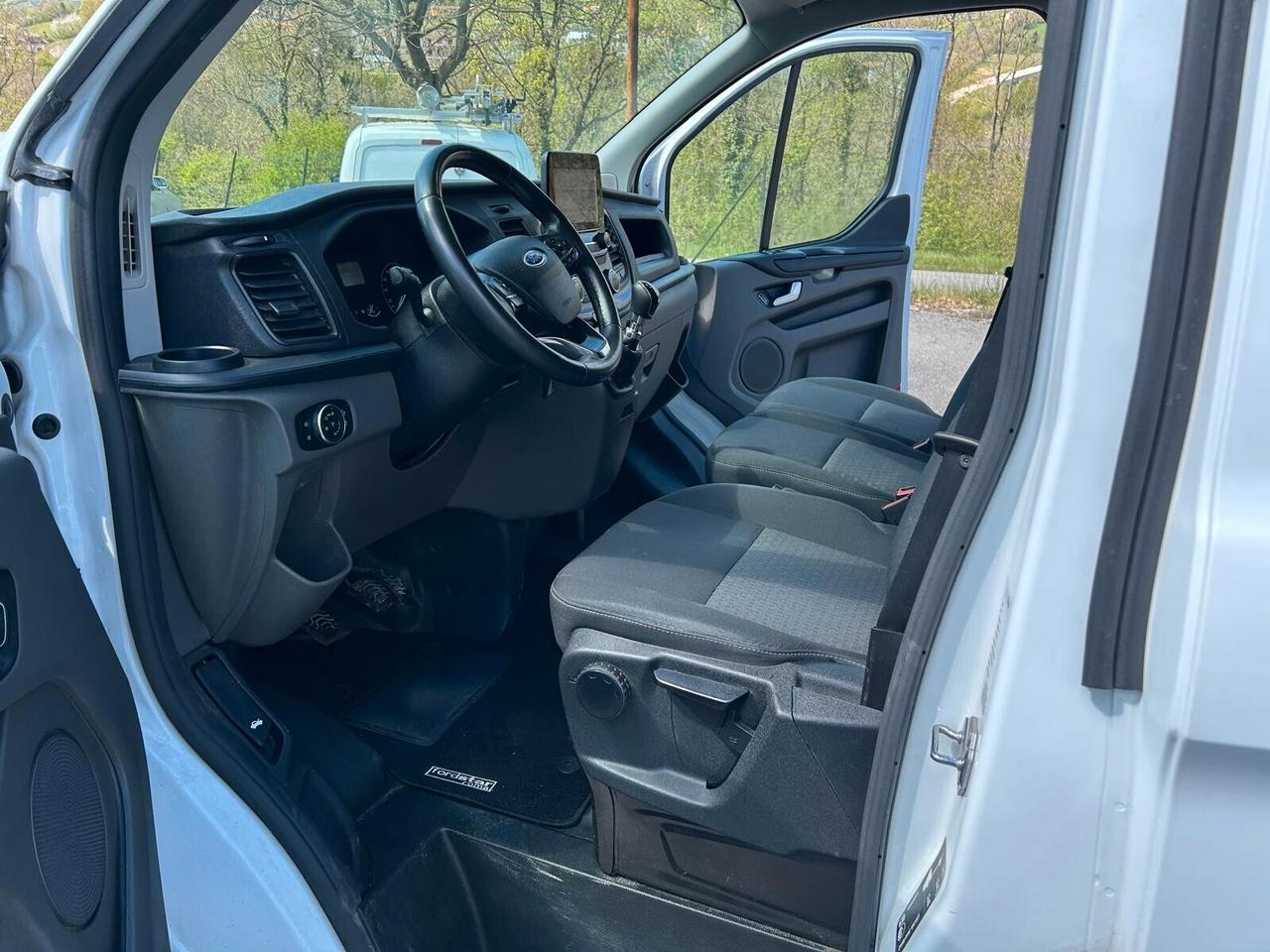 Ford Transit Custom 280 2.0 EcoBlue Hybrid 130 PC Furg. Titanium