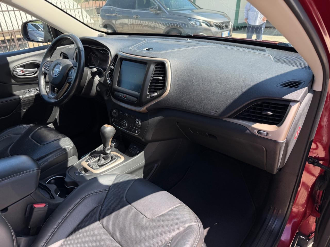 Jeep Cherokee 2.0mjt Limited 170cv 4x4/163.000KM