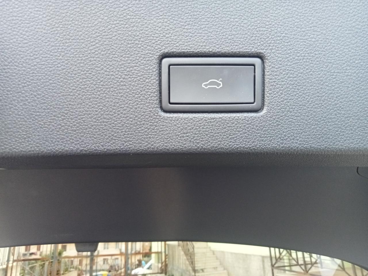 Volkswagen T-Roc 2.0 TDI SCR R-Line 2022
