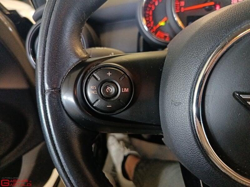 MINI Mini 5 porte Mini 5p 1.5 One Baker Street 75cv